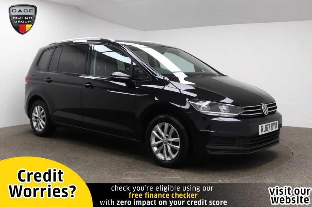 Used 2018 BLACK VOLKSWAGEN TOURAN MPV 1.6 SE TDI BLUEMOTION TECHNOLOGY 5d 114 BHP (reg. 2018-01-19) for sale in Manchester