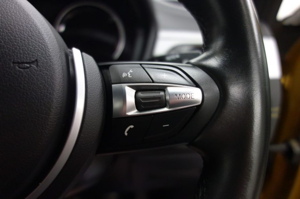 Used_2018_GOLD_BMW_X2_2