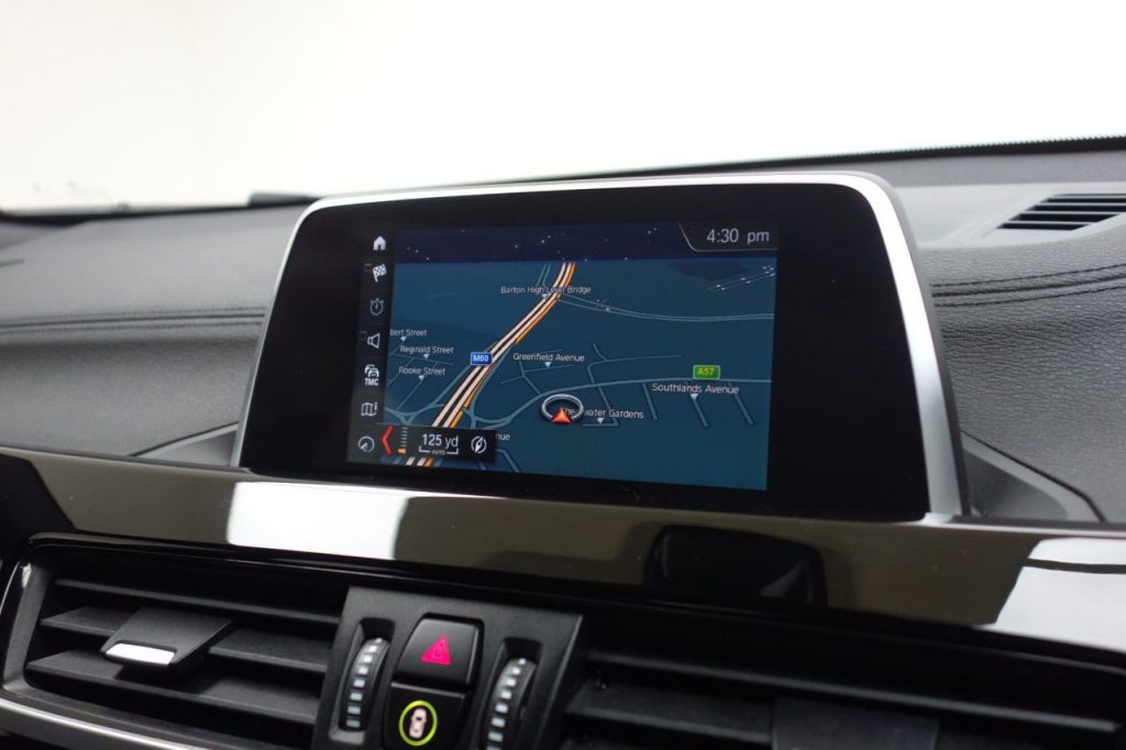 Used_2018_GOLD_BMW_X2_2
