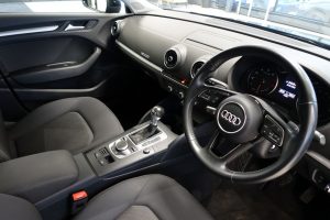 Used_2019_BLACK_AUDI_A3_1