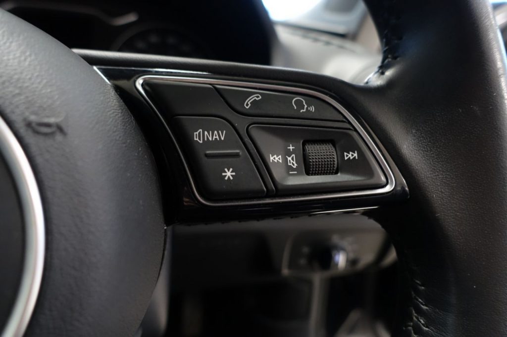 Used_2019_BLACK_AUDI_A3_1