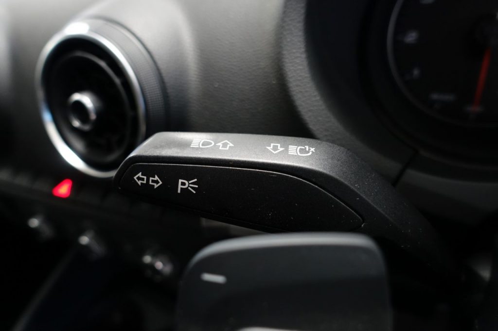 Used_2019_BLACK_AUDI_A3_1