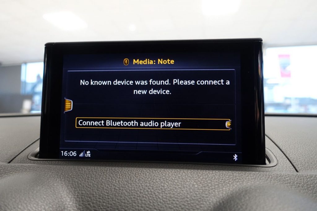 Used_2019_BLACK_AUDI_A3_1