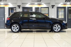 Used_2019_BLACK_AUDI_A3_1