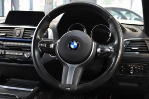 Used_2019_GREY_BMW_1-SERIES_1
