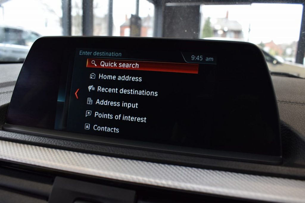 Used_2019_GREY_BMW_1-SERIES_1