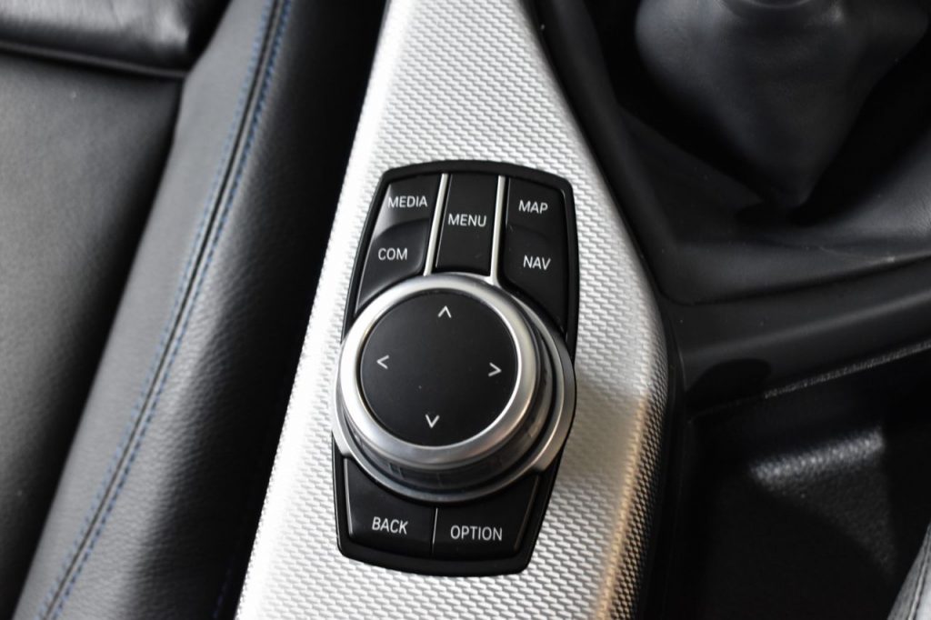 Used_2019_GREY_BMW_1-SERIES_1