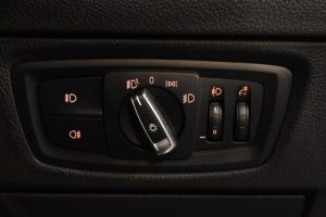 Used_2019_GREY_BMW_1-SERIES_1