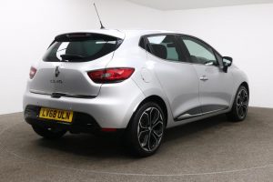 Used_2019_SILVER_RENAULT_CLIO_1
