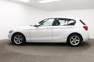 Used_2019_WHITE_BMW_1-SERIES_2