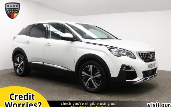 Used 2019 WHITE PEUGEOT 3008 Hatchback 1.5 BLUEHDI S/S ALLURE 5d AUTO 129 BHP (reg. 2019-07-19) for sale in Manchester