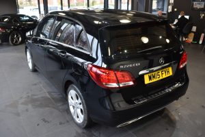 Used_2015_BLACK_MERCEDES-BENZ_B-CLASS_2