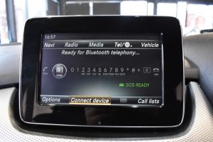 Used_2015_BLACK_MERCEDES-BENZ_B-CLASS_2