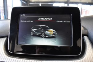 Used_2015_BLACK_MERCEDES-BENZ_B-CLASS_2