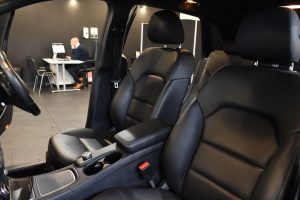 Used_2015_BLACK_MERCEDES-BENZ_B-CLASS_2
