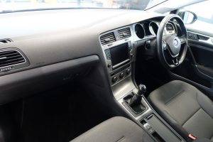Used_2015_GREY_VOLKSWAGEN_GOLF_1