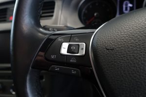 Used_2015_GREY_VOLKSWAGEN_GOLF_1