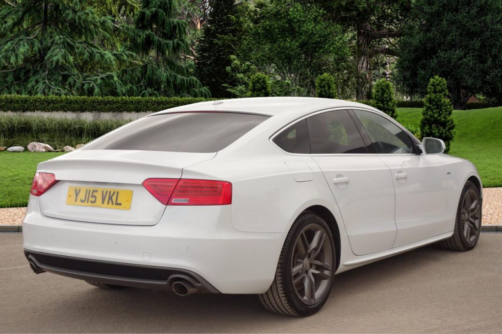Used_2015_WHITE_AUDI_A5_3