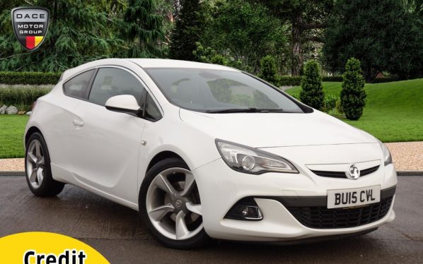 Used 2015 WHITE VAUXHALL ASTRA GTC Hatchback 2.0 CDTI BITURBO 3d 192 BHP (reg. 2015-03-01) for sale in Stockport