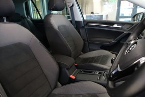 Used_2016_GREY_VOLKSWAGEN_GOLF_1