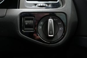 Used_2016_GREY_VOLKSWAGEN_GOLF_1