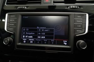 Used_2016_GREY_VOLKSWAGEN_GOLF_1