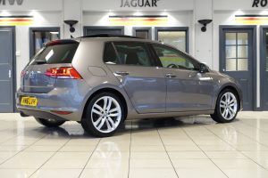 Used_2016_GREY_VOLKSWAGEN_GOLF_1
