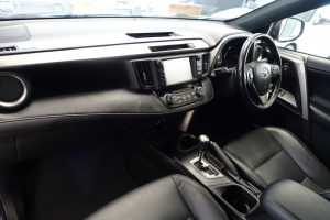 Used_2017_BLUE_TOYOTA_RAV4_2