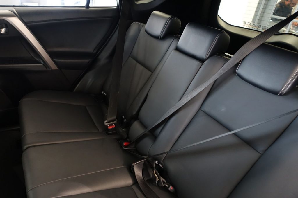 Used_2017_BLUE_TOYOTA_RAV4_2
