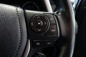 Used_2017_BLUE_TOYOTA_RAV4_2