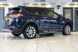 Used_2017_BLUE_TOYOTA_RAV4_2