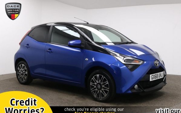 Used 2018 BLUE TOYOTA AYGO Hatchback 1.0 VVT-I X-CLUSIV 5d 69 BHP (reg. 2018-09-20) for sale in Manchester