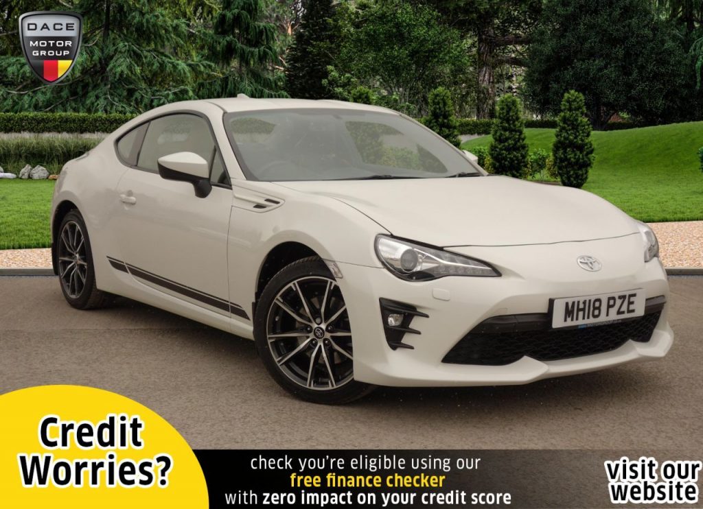 Used 2018 WHITE TOYOTA GT86 Coupe 2.0 D-4S PRO 2d 197 BHP (reg. 2018-03-22) for sale in Stockport