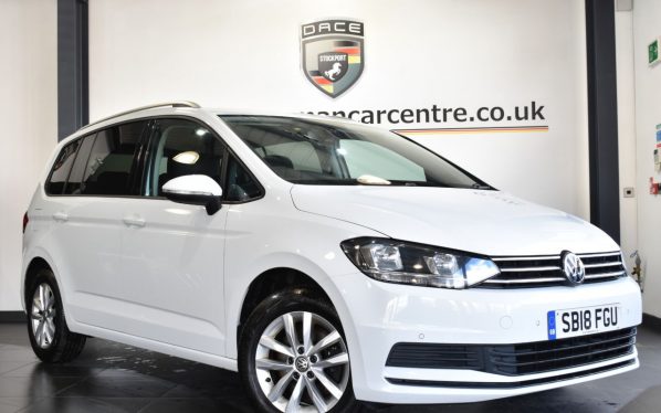 Used 2018 WHITE VOLKSWAGEN TOURAN MPV 2.0 SE TDI BLUEMOTION TECHNOLOGY 5DR 148 BHP (reg. 2018-06-19) for sale in Altrincham