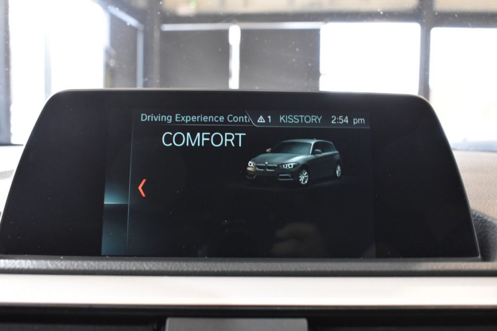 Used_2019_BLACK_BMW_1-SERIES_1