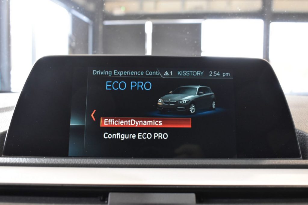 Used_2019_BLACK_BMW_1-SERIES_1