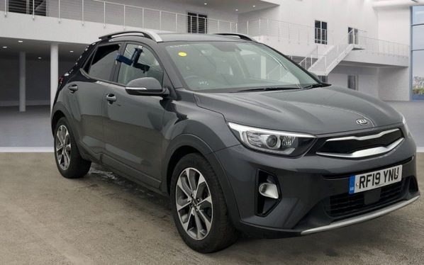Used 2019 GREY KIA STONIC Hatchback 1.0 3 ISG 5d 118 BHP (reg. 2019-06-18) for sale in Stockport