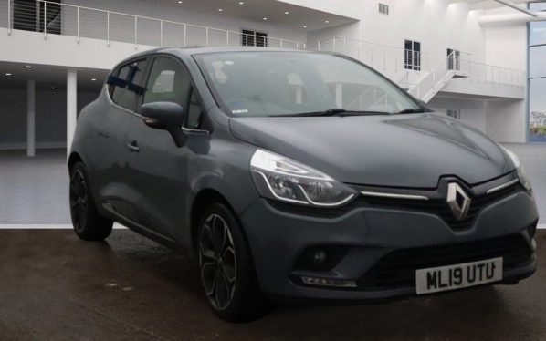 Used 2019 GREY RENAULT CLIO Hatchback 0.9 ICONIC TCE 5d 89 BHP (reg. 2019-03-22) for sale in Stockport