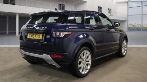 Used 2015 BLUE LAND ROVER RANGE ROVER EVOQUE Estate 2.2 SD4 DYNAMIC 5d AUTO 190 BHP (reg. 2015-06-23) for sale in Manchester