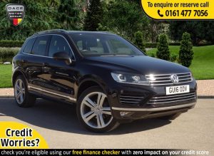 Used 2016 BLACK VOLKSWAGEN TOUAREG 4x4 3.0 V6 R-LINE TDI BLUEMOTION TECHNOLOGY 5d AUTO 259 BHP (reg. 2016-03-02) for sale in Stockport