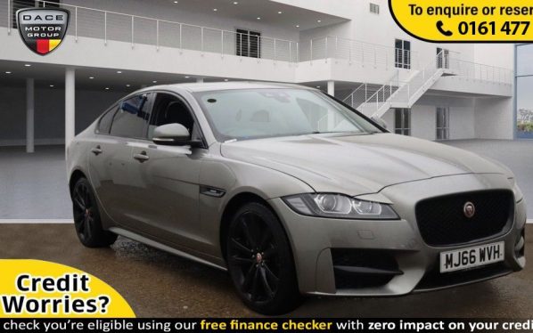 Used 2016 SILVER JAGUAR XF Saloon 2.0 R-SPORT 4d AUTO 177 BHP (reg. 2016-10-26) for sale in Stockport