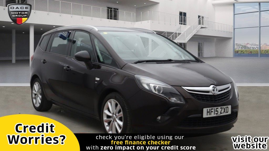 Used 2015 BROWN VAUXHALL ZAFIRA TOURER MPV 1.4 SRI 5d 138 BHP (reg. 2015-03-17) for sale in Manchester
