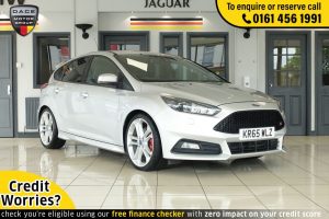 Used 2015 SILVER FORD FOCUS Hatchback 2.0 ST-3 5d 247 BHP (reg. 2015-12-21) for sale in Wilmslow