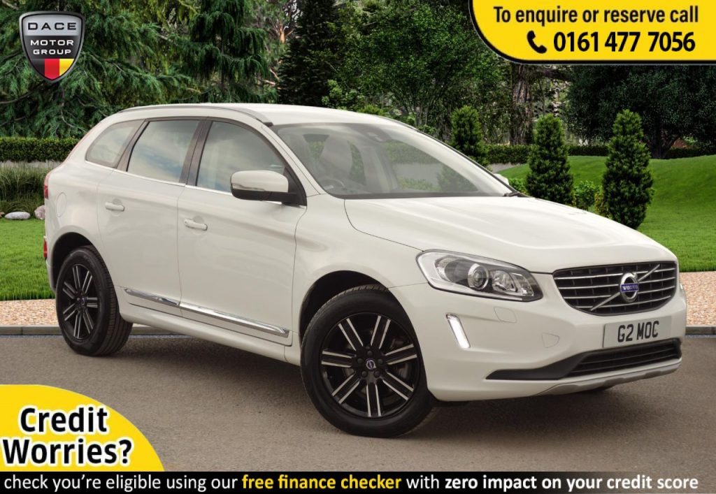 Used 2015 WHITE VOLVO XC60 SUV 2.4 D4 SE LUX NAV AWD 5d AUTO 187 BHP (reg. 2015-09-18) for sale in Stockport