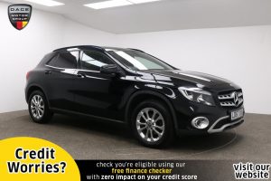 Used 2017 BLACK MERCEDES-BENZ GLA-CLASS SUV 2.1 GLA 200 D SE EXECUTIVE 5d AUTO 134 BHP (reg. 2017-10-27) for sale in Manchester