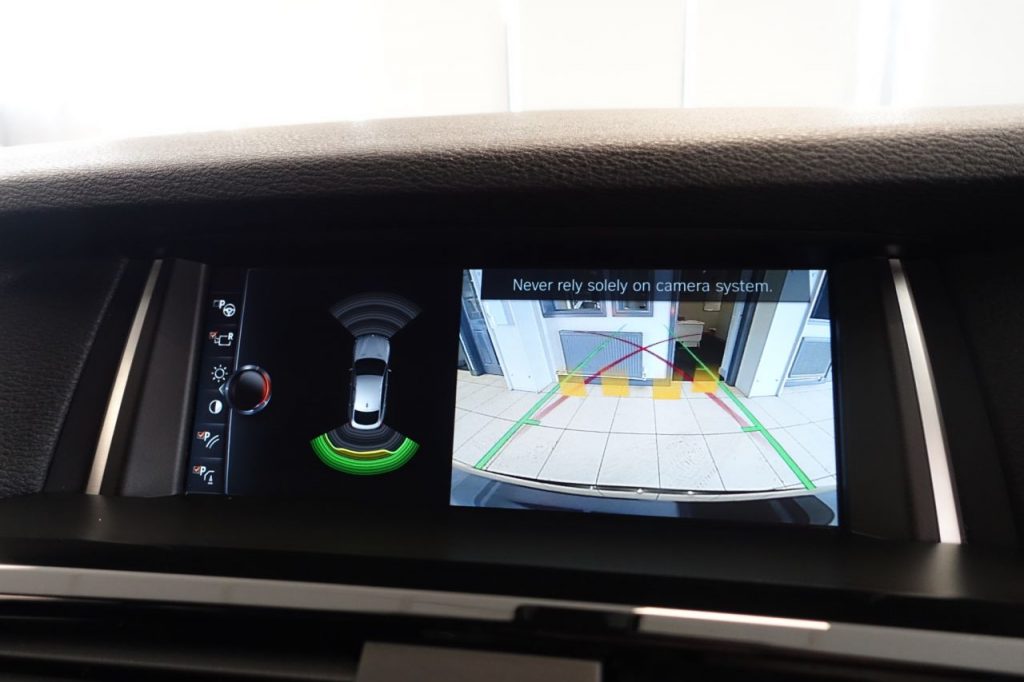 Used_2017_GREY_BMW_X4_2