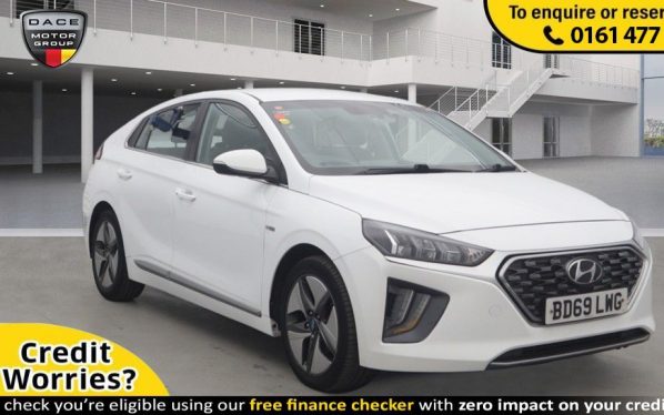 Used 2019 WHITE HYUNDAI IONIQ Hatchback 1.6 FIRST EDITION MHEV 5d AUTO 140 BHP (reg. 2019-11-21) for sale in Stockport