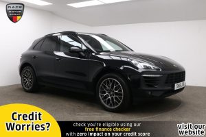 Used 2015 BLACK PORSCHE MACAN SUV 3.0 S PDK 5d AUTO 340 BHP (reg. 2015-04-24) for sale in Manchester