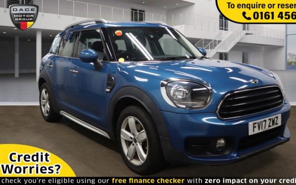 Used 2017 BLUE MINI COUNTRYMAN Hatchback 2.0 COOPER D 5d 148 BHP (reg. 2017-06-30) for sale in Wilmslow