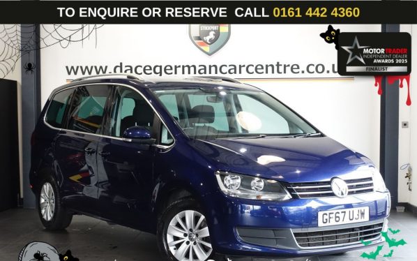 Used 2017 BLUE VOLKSWAGEN SHARAN MPV 2.0 TDI SE MPV 5dr Diesel DSG Euro 6 (s/s) (150 ps) (reg. 2017-11-17) for sale in Altrincham